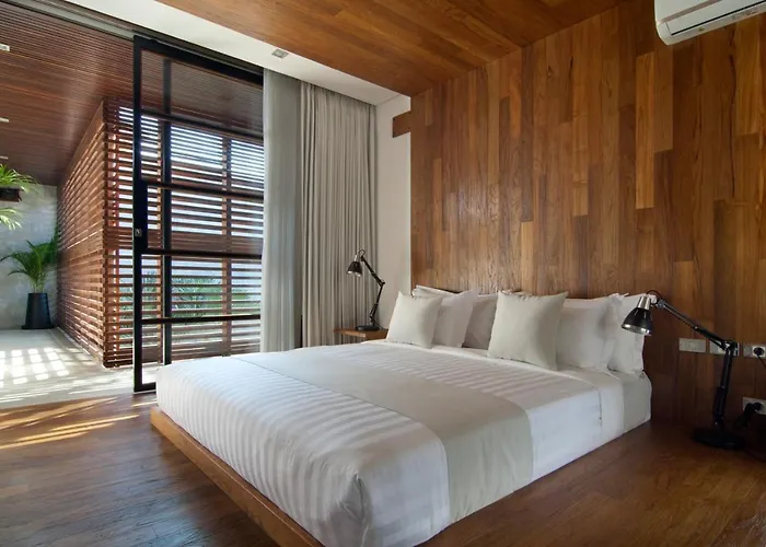 4br Jumat - Minggu *