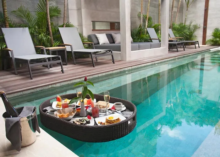 4br Jumat - Minggu